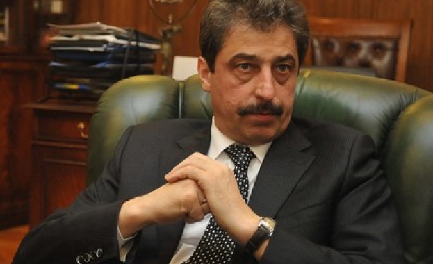 Василев няма да пледира в Белград за доброволната си екстрадиция