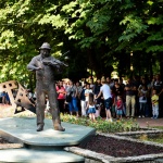 Откриха паметник на Тодор Колев в Шумен