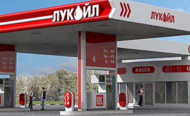 Шефът на "Лукойл" очаква цените на петрола да се задържат през 2016 г.