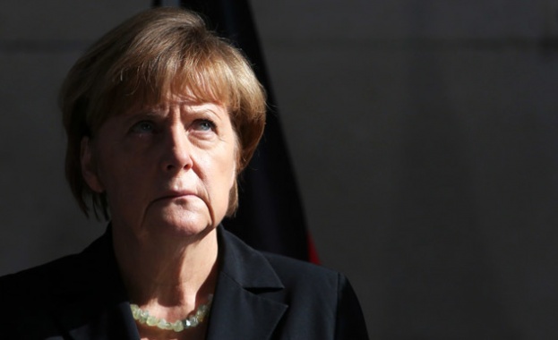 Ангела Меркел: Германия ще приеме само бежанци, не и икономически имигранти 
