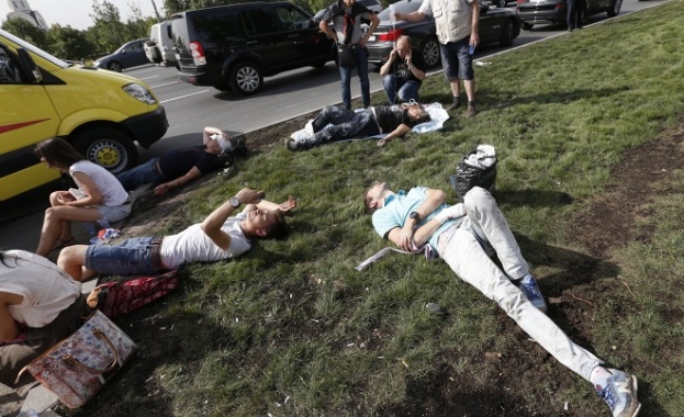 19 убити и над 150 ранени при аварията в метрото на Москва (обновена)