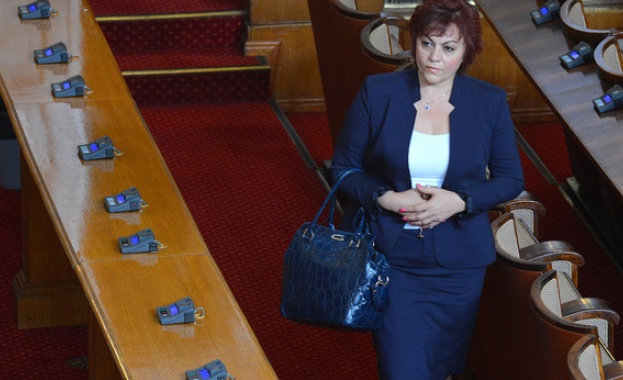Корнелия Нинова: Заради ГЕРБ не приехме закони за пенсионери, студенти и търговски вериги 