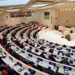 Грузия спира преговорите за присъединяване към ЕС, обвини блока в изнудване