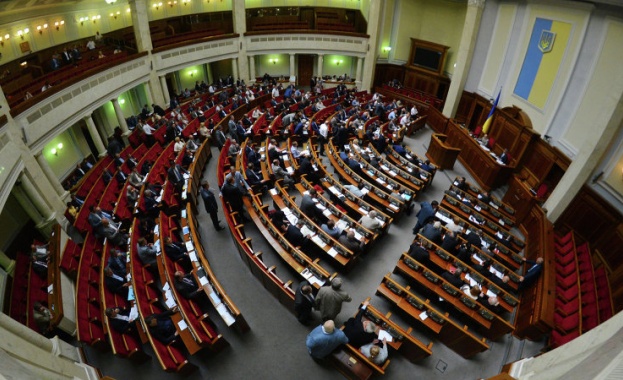 Украинският парламент утвърди указа на Порошенко за частична мобилизация