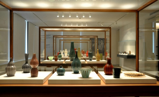 Скарпа и Venini в „Метрополитън” 