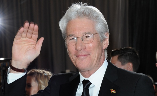 Ричард Гиър с нова любов?