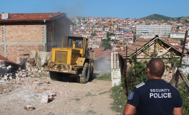 Методиев, ДПС: Събарянето на ромските къщи в Стара Загора е терористичен акт