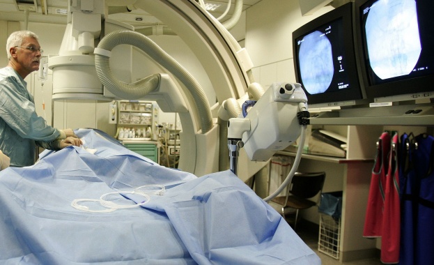 Шест високотехнологични болници поискаха синдикатите