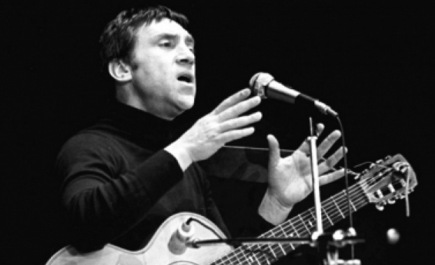 34 години след Висоцки