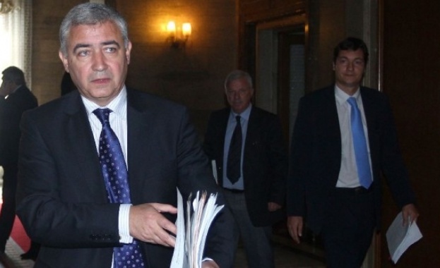 И БСП върна мандата на президента. Плевнелиев очаква ДПС 