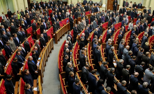 Украинската Рада избра Володимир Гройсман за и. д. премиер