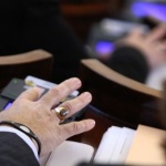Парламентът отхвърли намаляване на лихвите и разширяване на обхвата на студентските кредити
