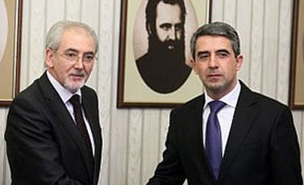 Плевнелиев връчва мандат за съставяне на правителство на ДПС