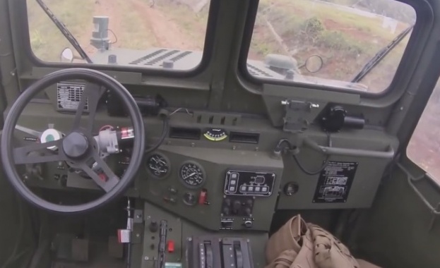 Армията на Щатите скоро с безпилотен всъдеход /видео/