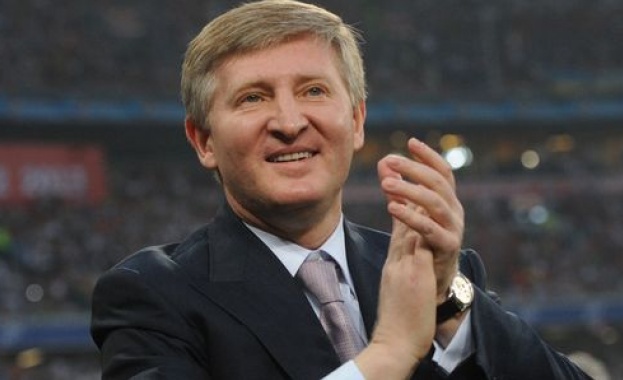 Олигархът Ахметов пререгистрира бизнеса си в Крим