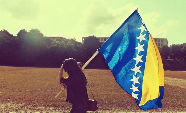 Босна и Херцеговина ще получи статус на държава кандидат за ЕС до края на годината