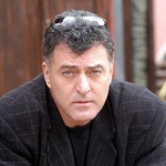 Явор Гърдев или Веселин Калановски – служебен министър на културата