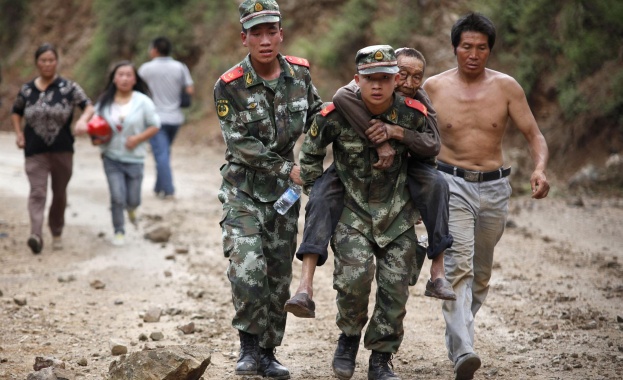 381 жертви на земетресението в Китай