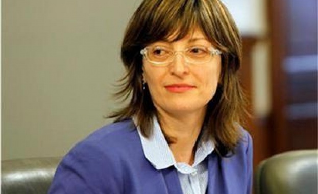 Екатерина Захариева: Президентът никога не се е месил директно в работата на НСО