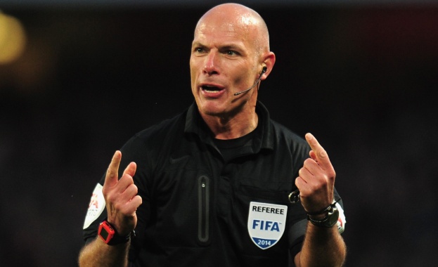 Скандалният Хауърд Уеб прекрати кариерата си 