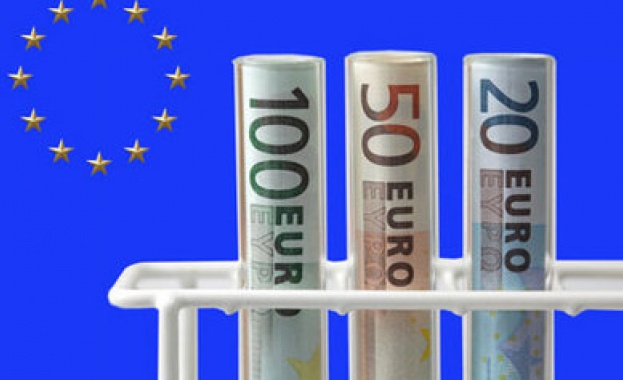 Размразяват еврофондовете до дни