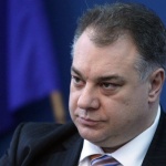 Д-р Мирослав Ненков: Маската под носа е като презерватив на тестисите - не върши работа