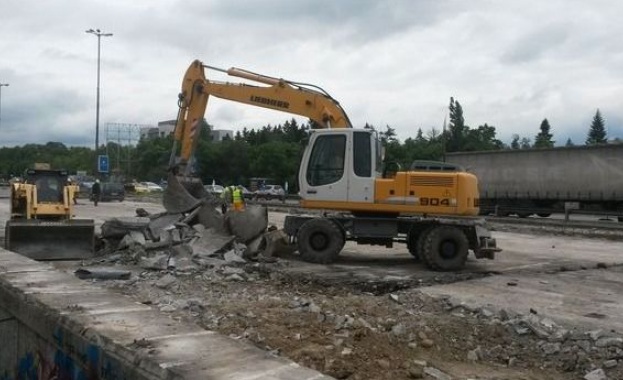 До 20-и отварят Цариградско от моста до Окръжна болница