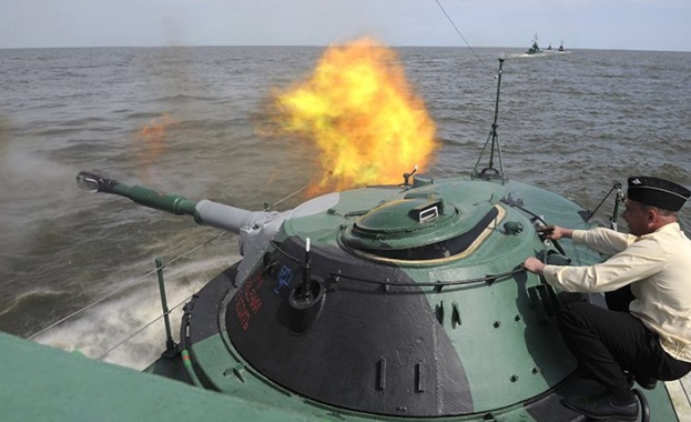 Кораби на Каспийския флот изпълниха над 50 бойни учения 