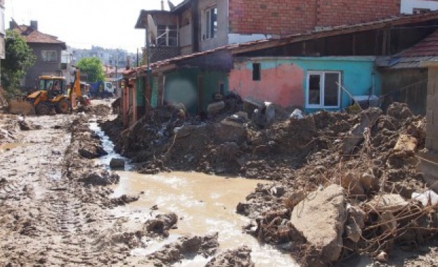 Мизия заприлича на сметище