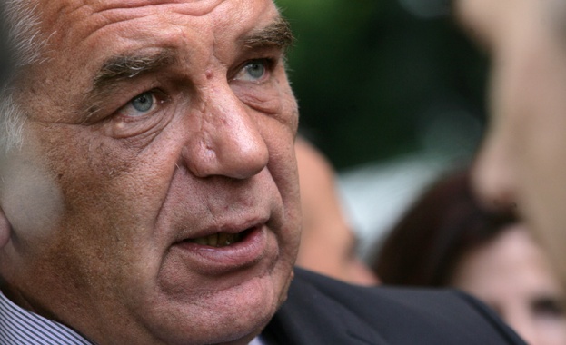 Последно сбогом с Ваньо Танов - утре в Доходното здание