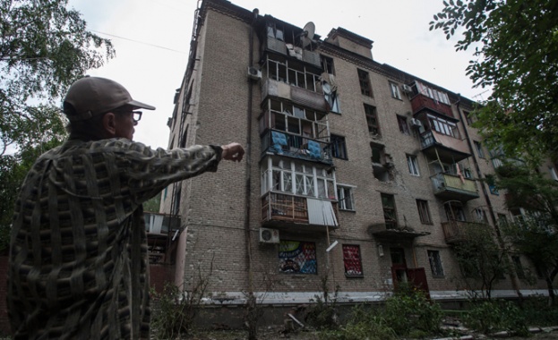 Украинската армия продължава да обстрелва мирното население в Новорусия