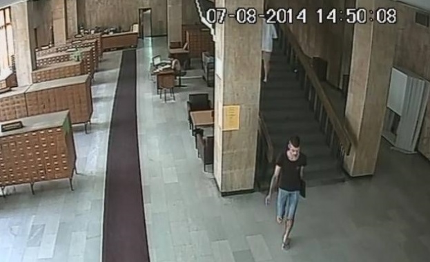 Закопчаха крадци след издирване във Фейсбук