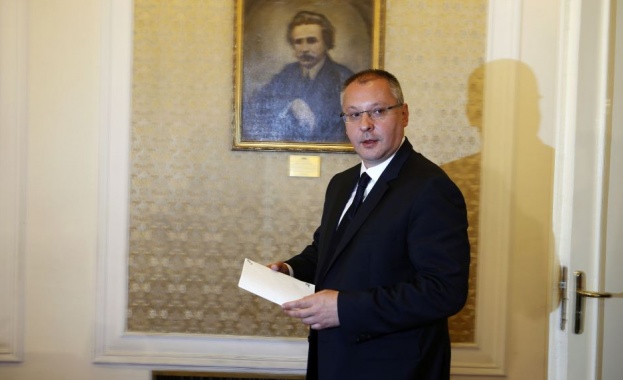 Станишев ще подкрепи кандидатурата на Кристалина Георгиева, очаква диалог 