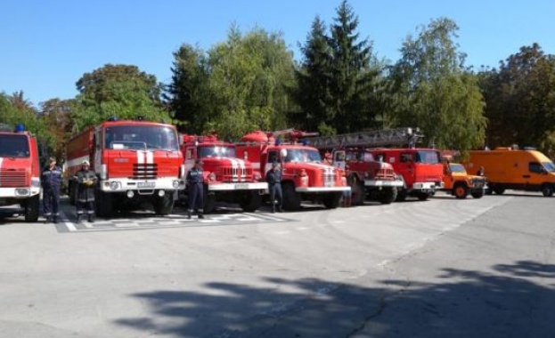 Обучават служители на областните и общинските администрации за действия при бедствия