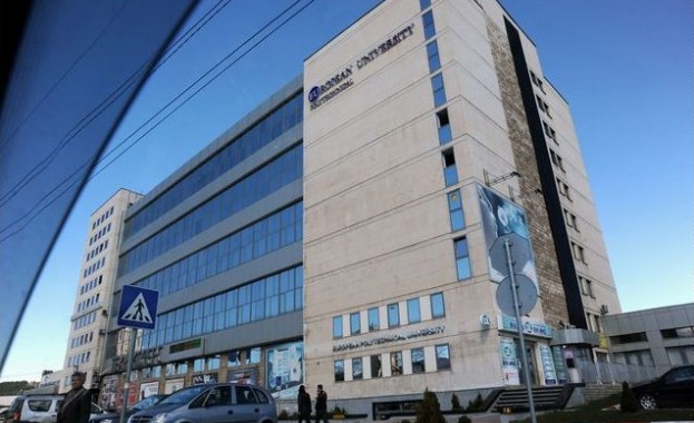 Коларова назначава проверка на университета в Перник