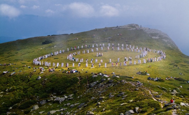 Бялото братство посрещна своята Нова година