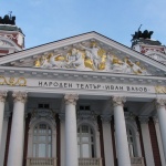 Министерство на културата: Категорично не е вярно, че отстраняваме директора на Народния театър