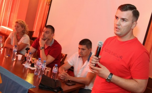 Бареков иска четири мандата от Югозапада