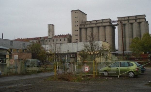 Продават един от най-големите заводи в Бургас за 1,3 млн. лв.