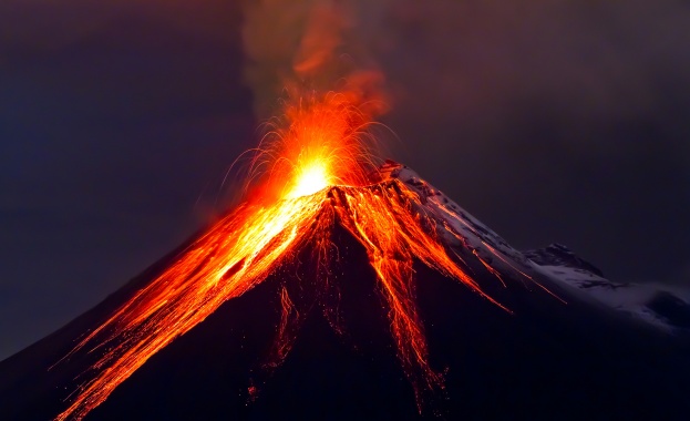 В Ислания обявиха код "червено" заради опасност от изригване на вулкан