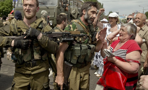 Армията на Новорусия продължава успешно контранастъпление