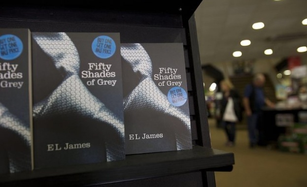 "50 нюанса сиво" води до алкохолизъм, язва и срамни болести