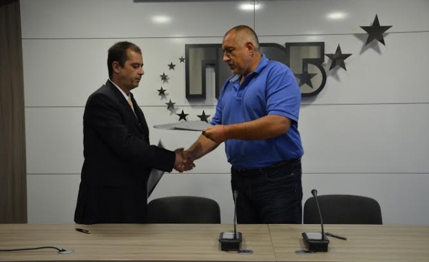 ГЕРБ и Обединена партия на пенсионерите подписаха споразумение за политическо партньорство