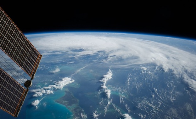 Орбитата на МКС е „вдигната“ с един километър