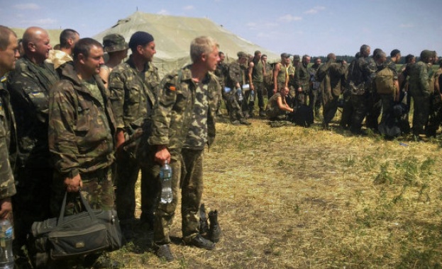 Военна сводка: още 130 украински военни се предадоха в плен на ДНР