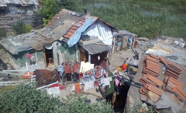 Нови домове за ромите в Гърмен