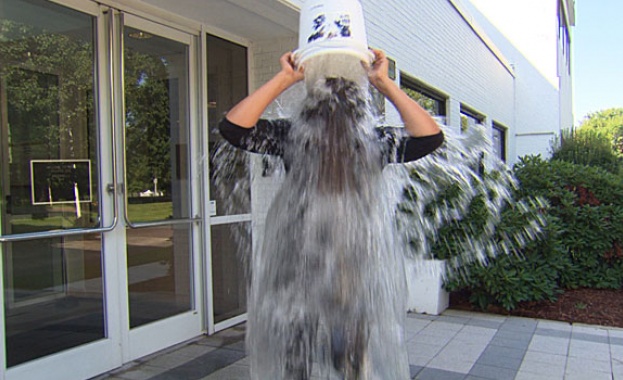 Ice Bucket Challenge събра над 94 млн. долара 