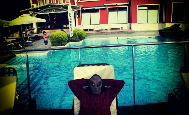 Марсианец вече цяла година живее в Люлин