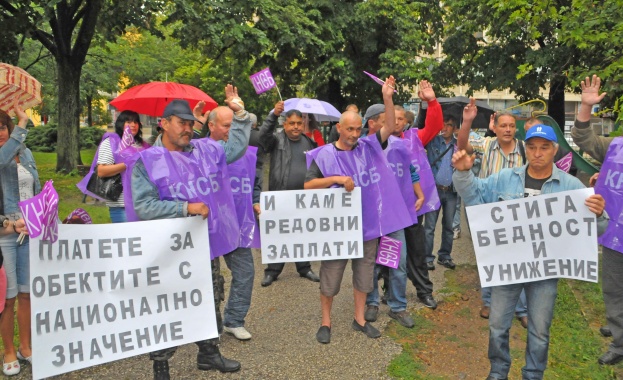 Работниците в "Напоителни системи" остават в стачна готовност 