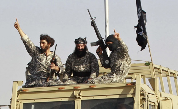 „Ислямска държава" заплаши да екзекутира втория си японски заложник